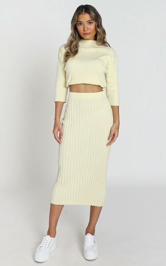 Cicely Knitted Skirt in Pastel Yellow