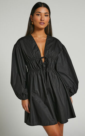 Maija Mini Dress - Long Sleeve Pleat Detail Dress in Black