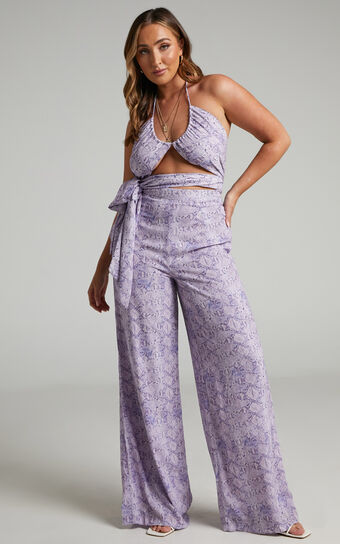 Ariha High Waist Wide Leg Pants in Lilac Snake Print