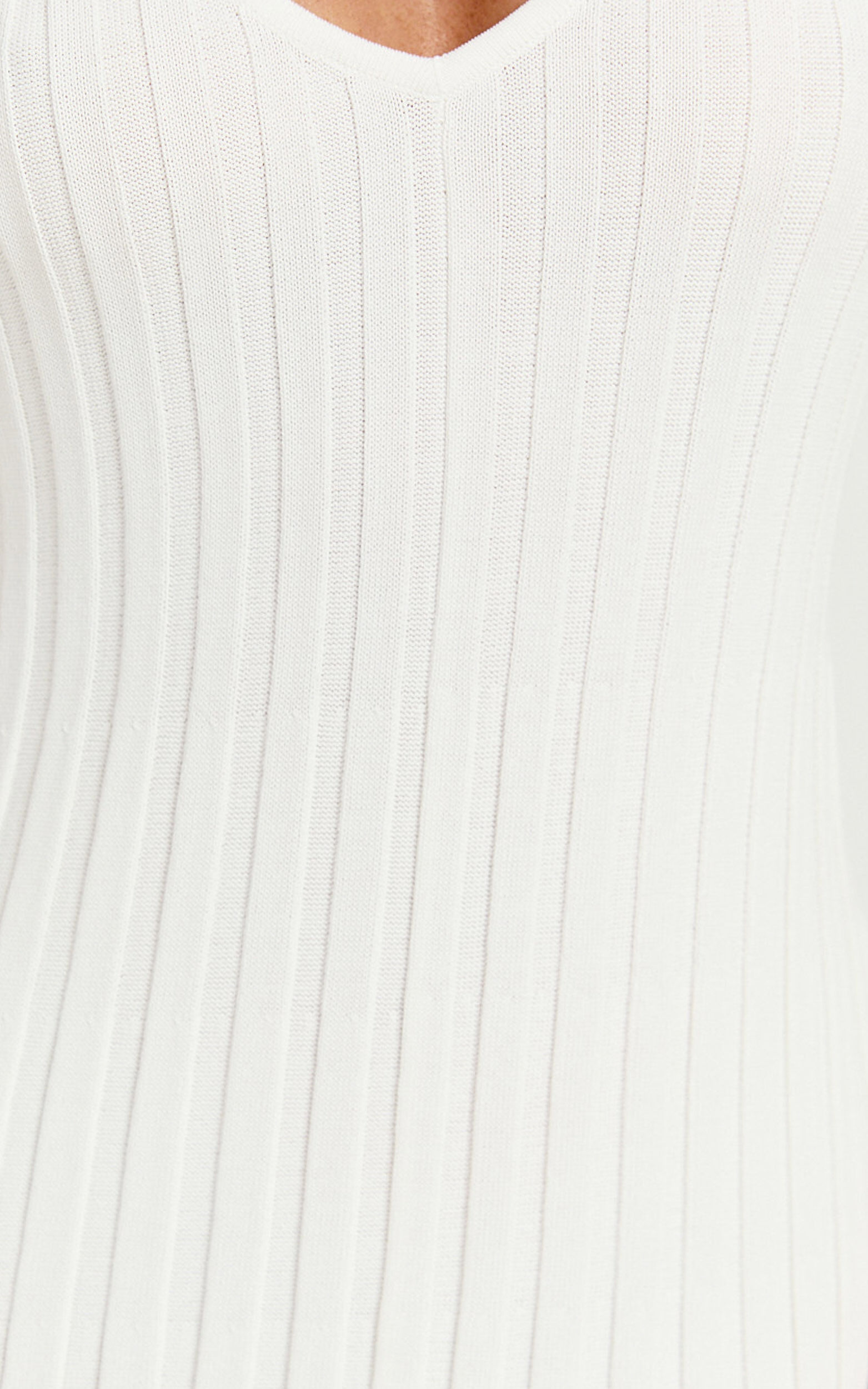 Maya v neck sleeveless midi dress outlet