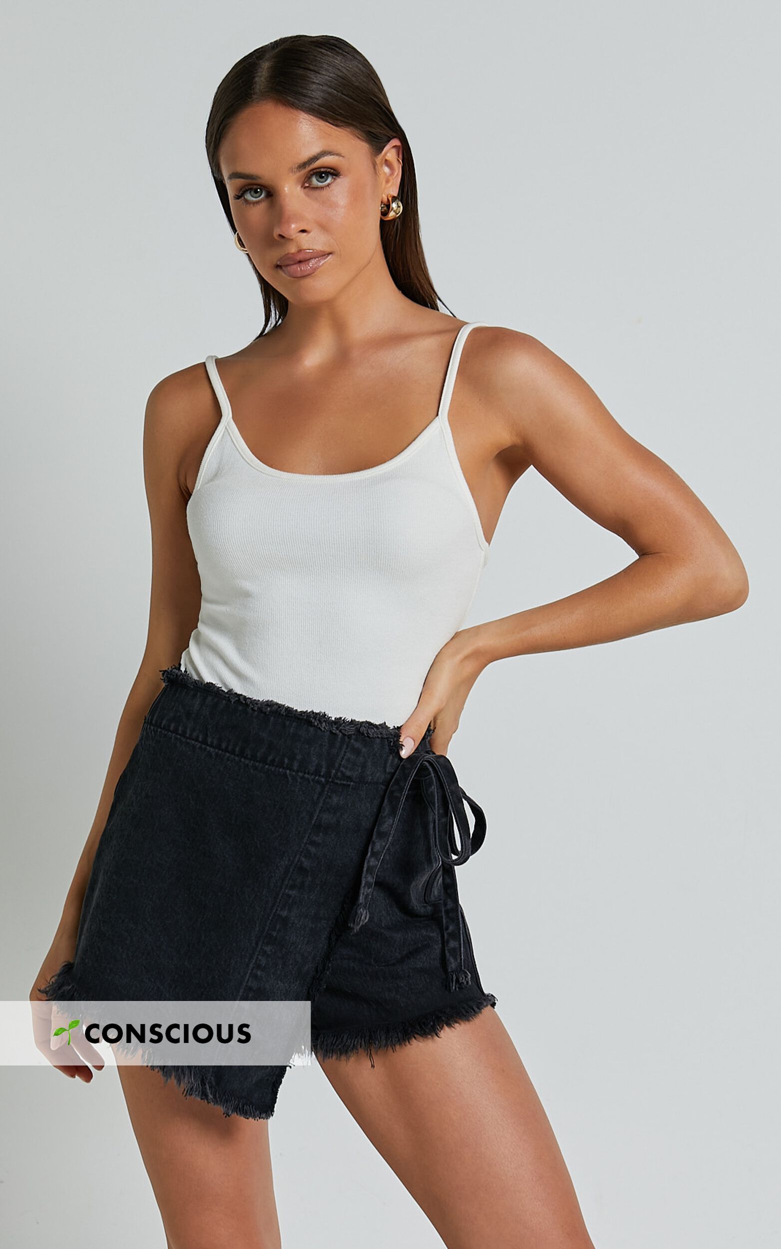 Ellyza Skort - Recycled Cotton Frayed Edge Wrap Denim Skort in Washed Black - 06, BLK1