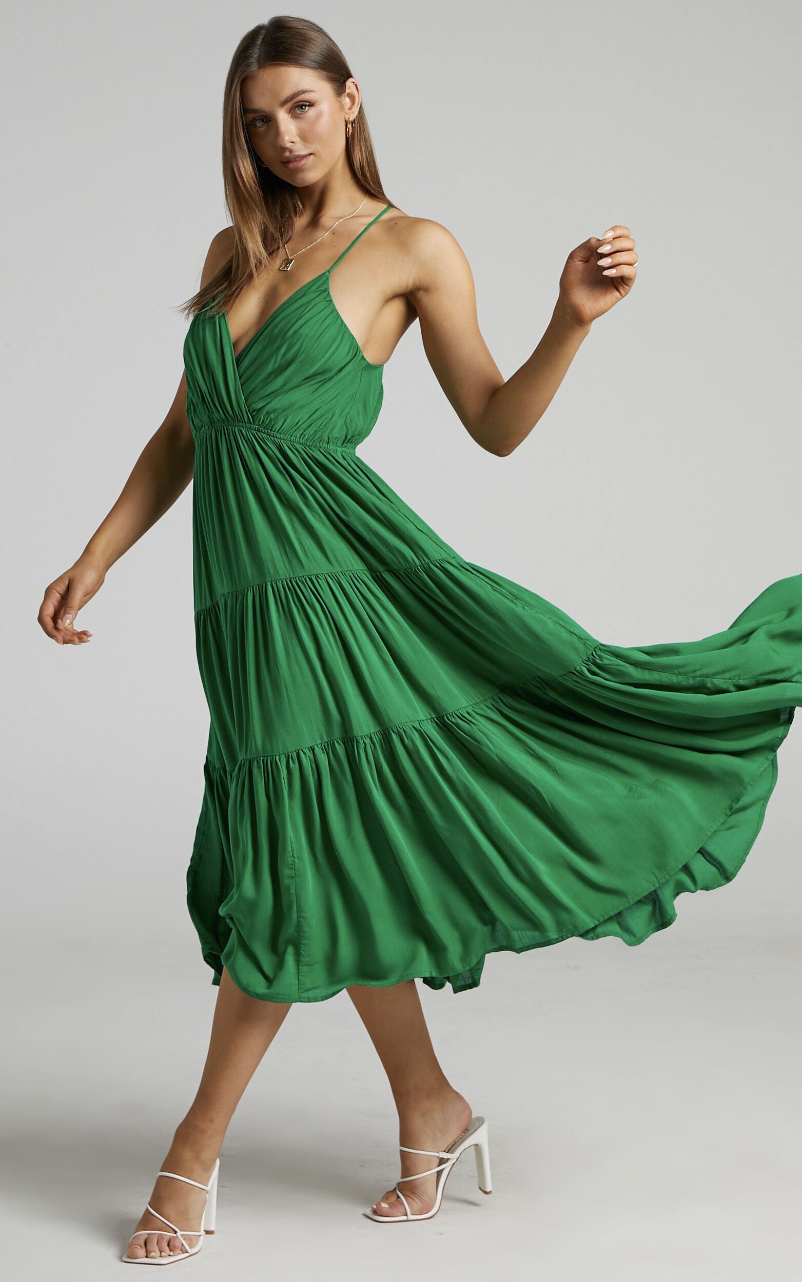 Phaloma Midi Dress - V Neck Tiered Dress in Emerald - 06, GRN1