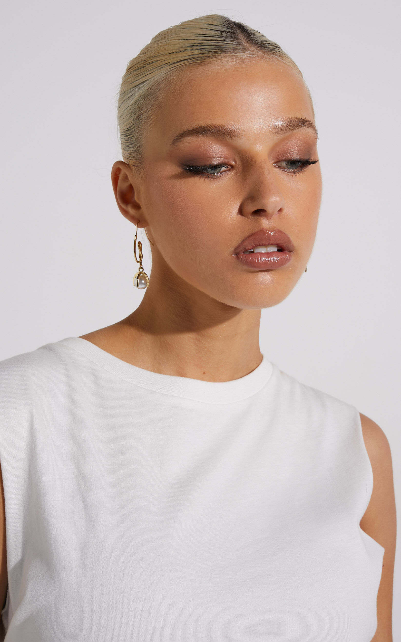 Hazel Pearl Drop Open Hoop Earrings In Gold Pearl Showpo