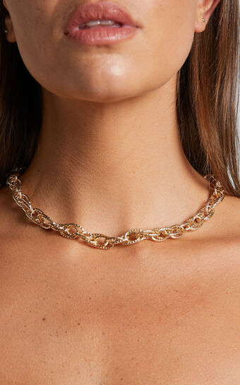 Marcelyne Gold Chain Necklace in Gold