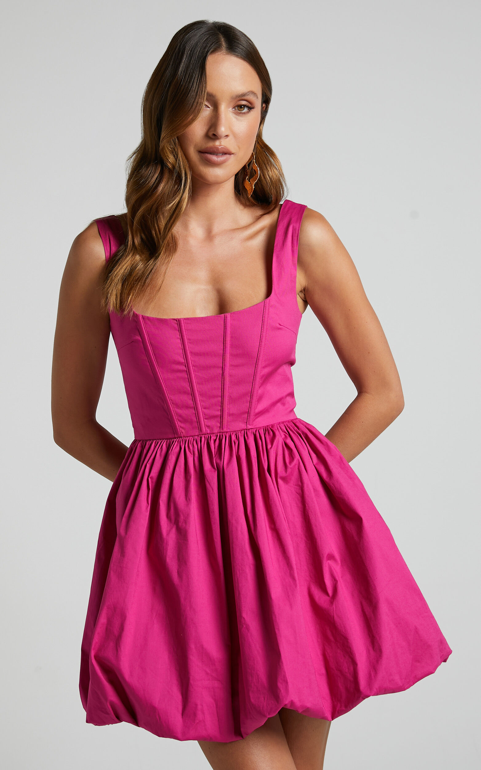 Brianda Mini Dress - Corset Bodice Bubble Hem Dress in Berry - 06, PNK4