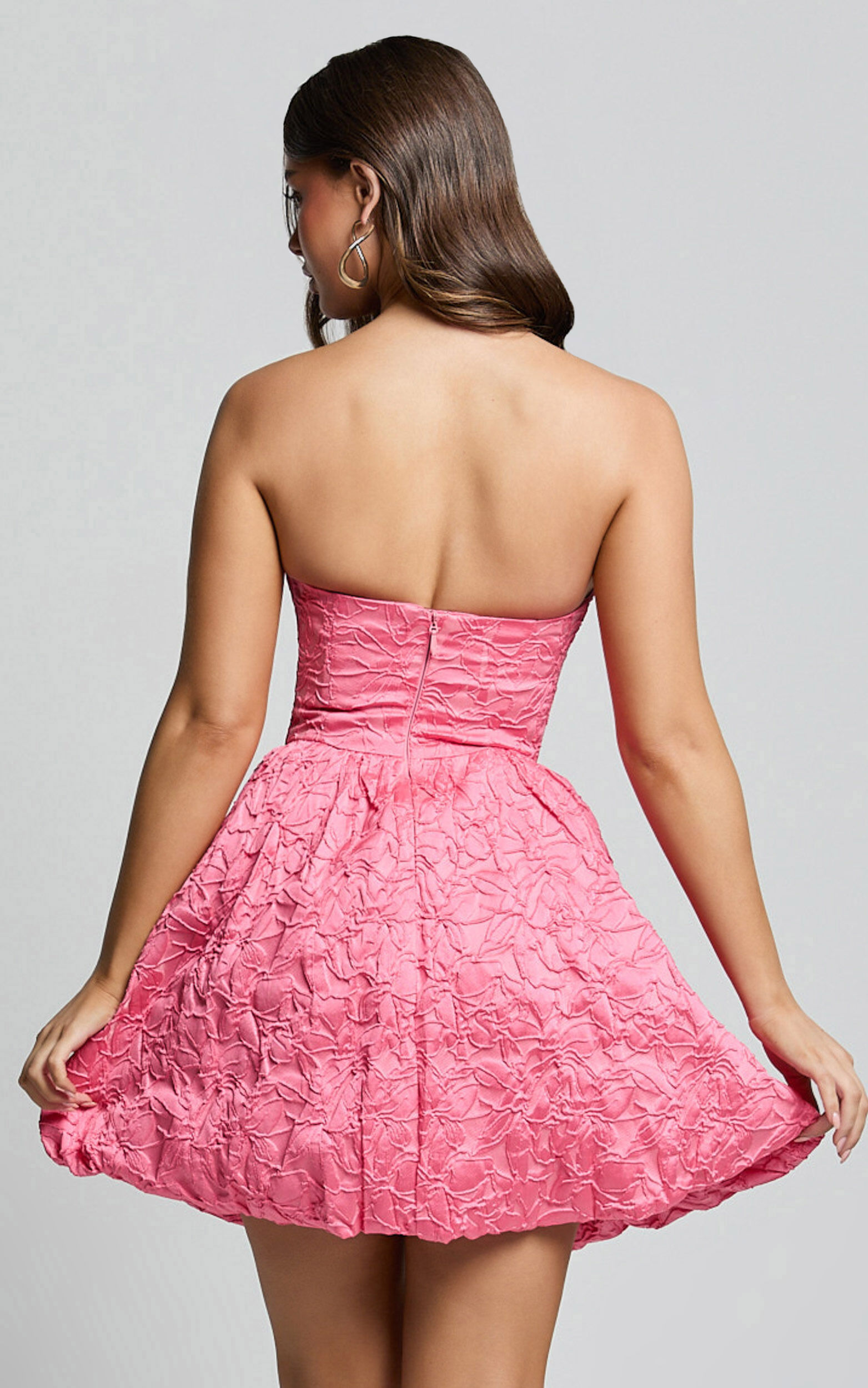 Inez Mini Dress - Jacquard Strapless Bubble Hem Dress in Pink | Showpo