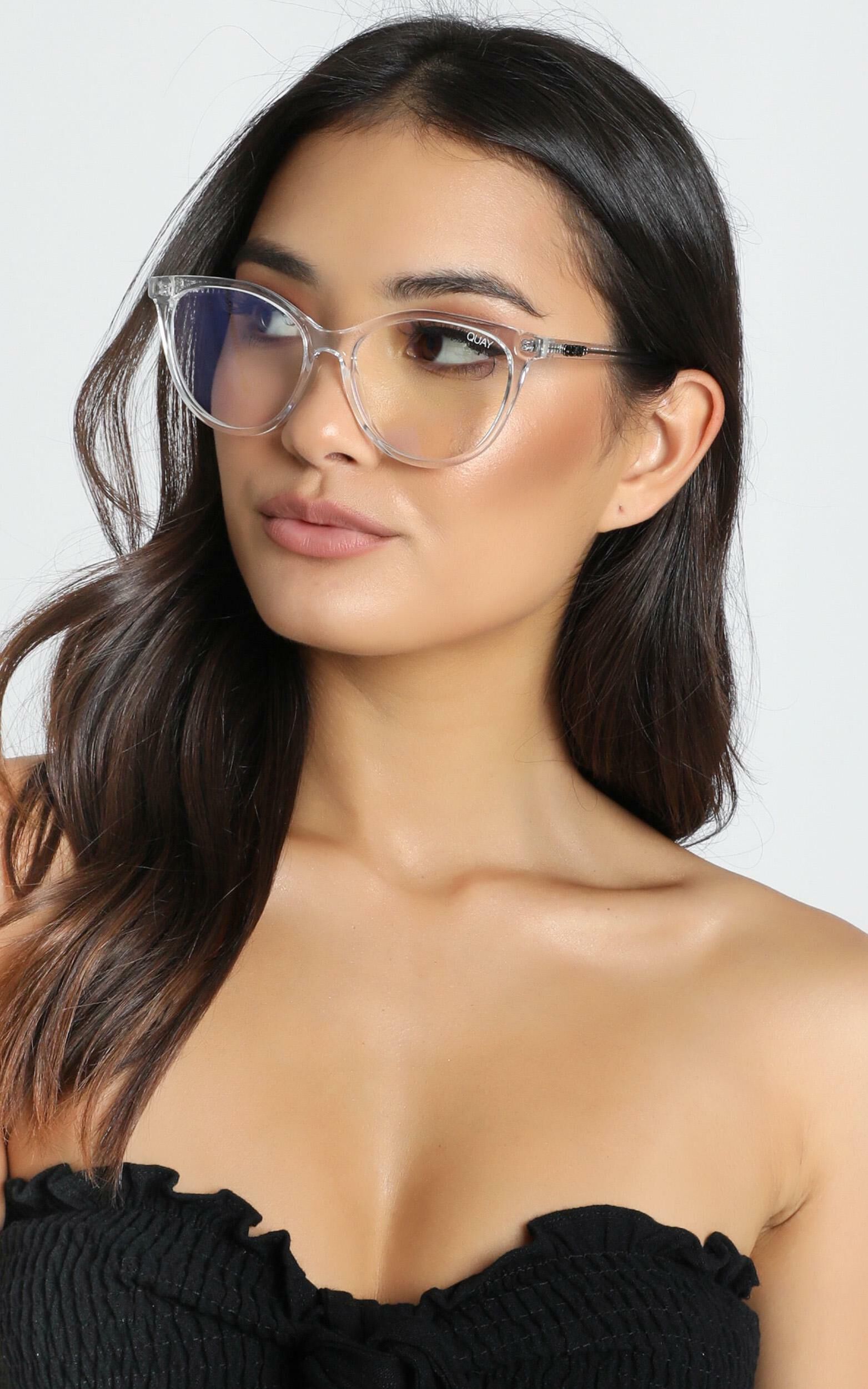 Clear quay glasses top
