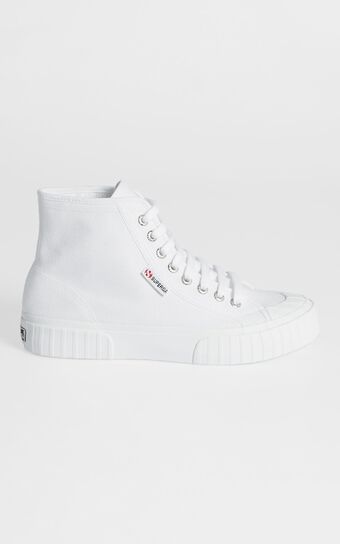 Superga - 2696 Stripe Sneakers in 901 White