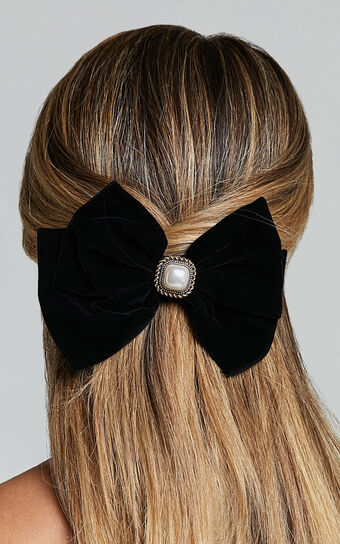 Arin Hair Bow - Velvet Pearl Pendant Detail Bow in Black