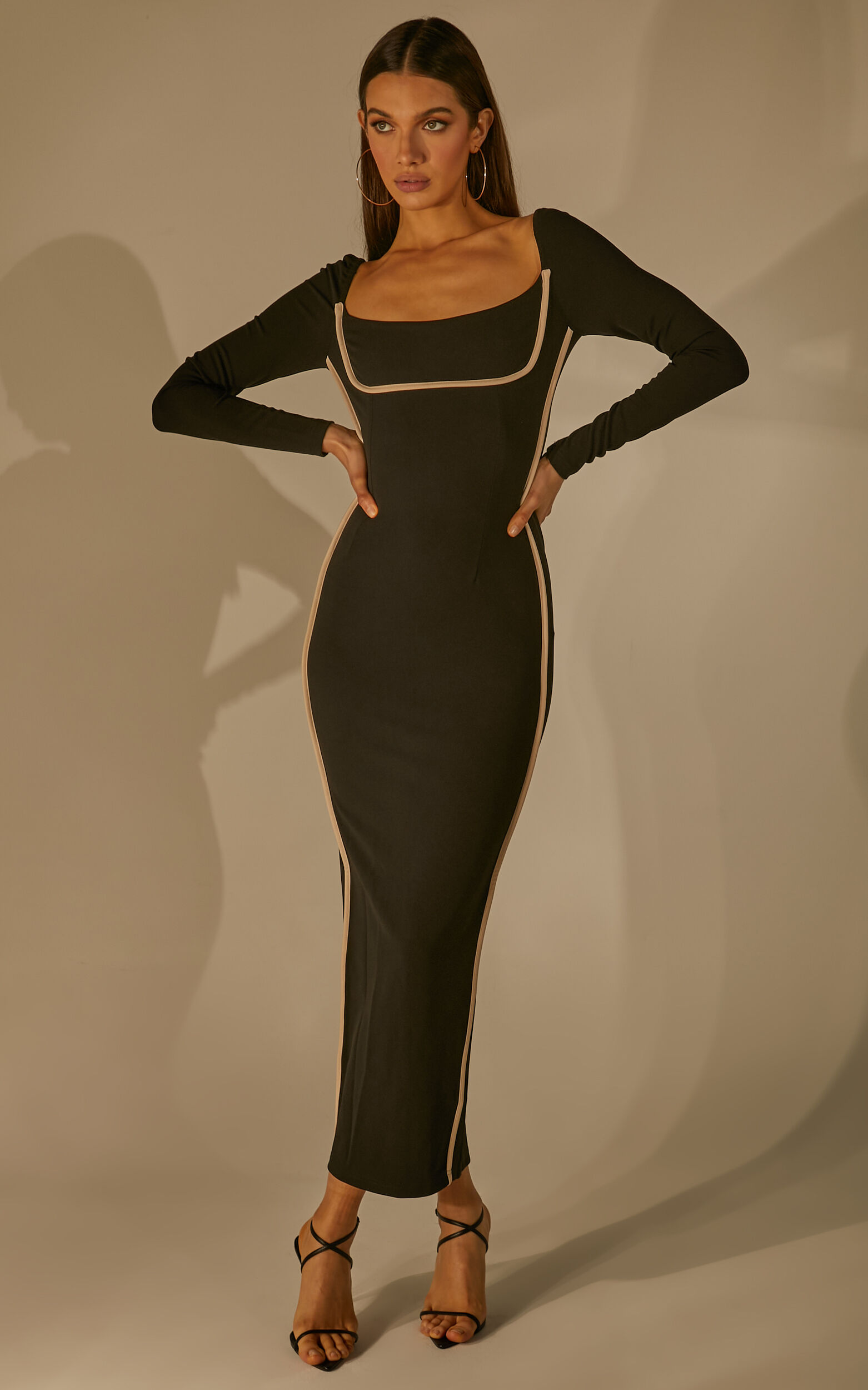 Black best sale contrast dress