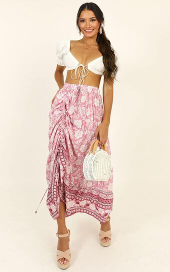 A World Apart Skirt In Pink Print
