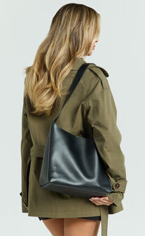 Leanora Bag - Gold Buckle Tote Bag in Black