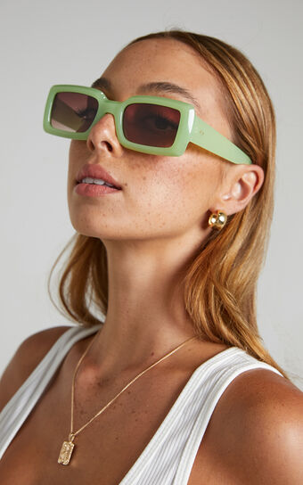Donda Sunglasses in Green