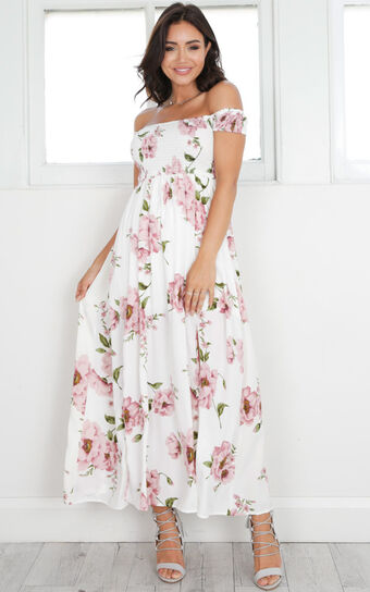 Daytime Dancer Maxi Dress In White And Pink Floral
