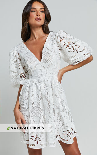 Janith Mini Dress - Lace Plunge Short Puff Sleeve A Line Dress in White Lace