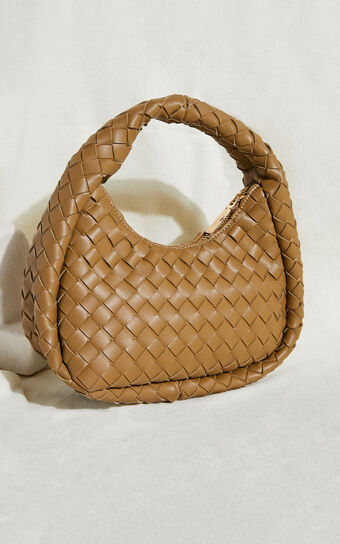 Cairo Bag Quilted Shoulder in Brown No Brand