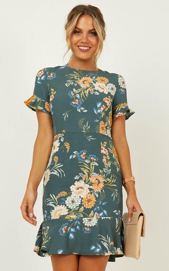 Keep It Calm Dress In Sage Floral
