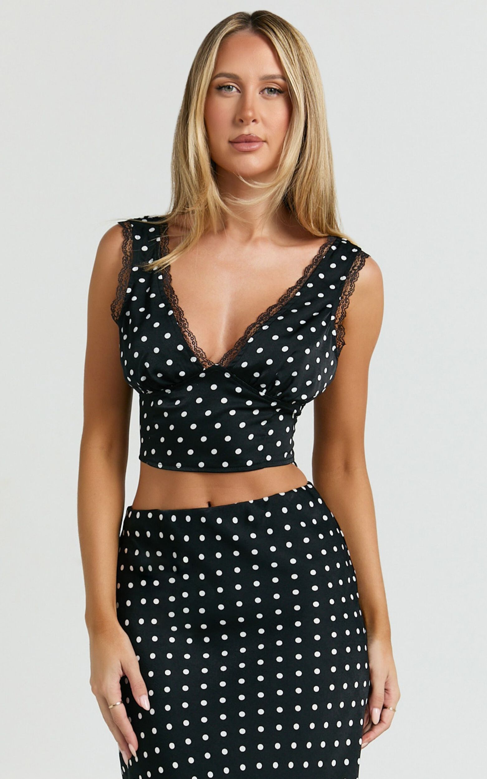 Amari Top - V Neck Lace Trim Polka Dot Top in Black - 06, BLK1