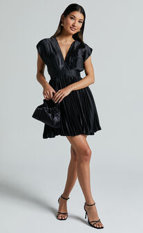 Ayienny Mini Dress - Plunge Neck Pleated Dress in Black