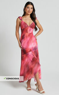 Gillian Midi Dress - Flutter Sleeve Low Back Ruffle Detail Dress in Blushing Haze
