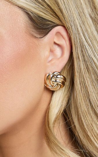 Indiana Earrings - Knot Stud Earrings in Gold
