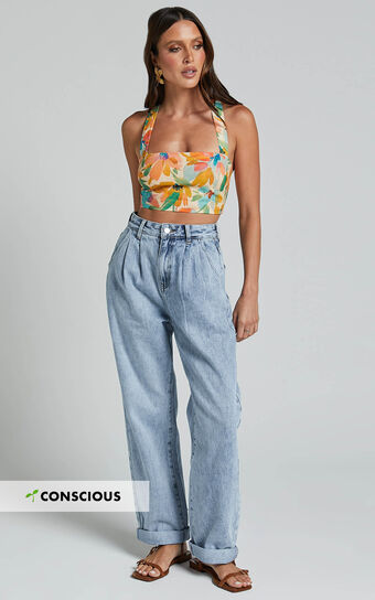 Amalie The Label - Sarina Recycled Cotton High Waisted Denim Jeans in Light Blue Wash