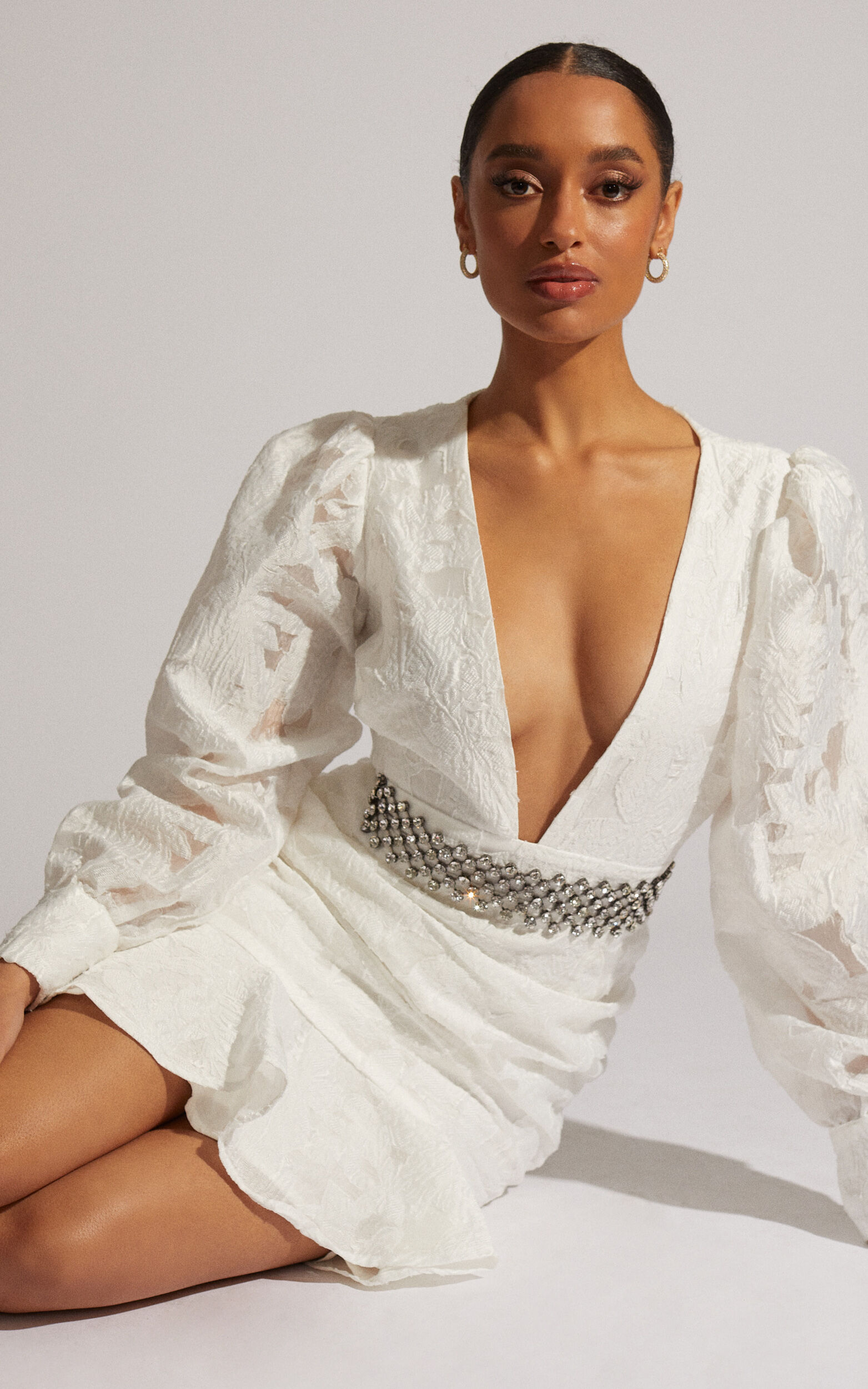 White dress with balloon sleeves hot sale