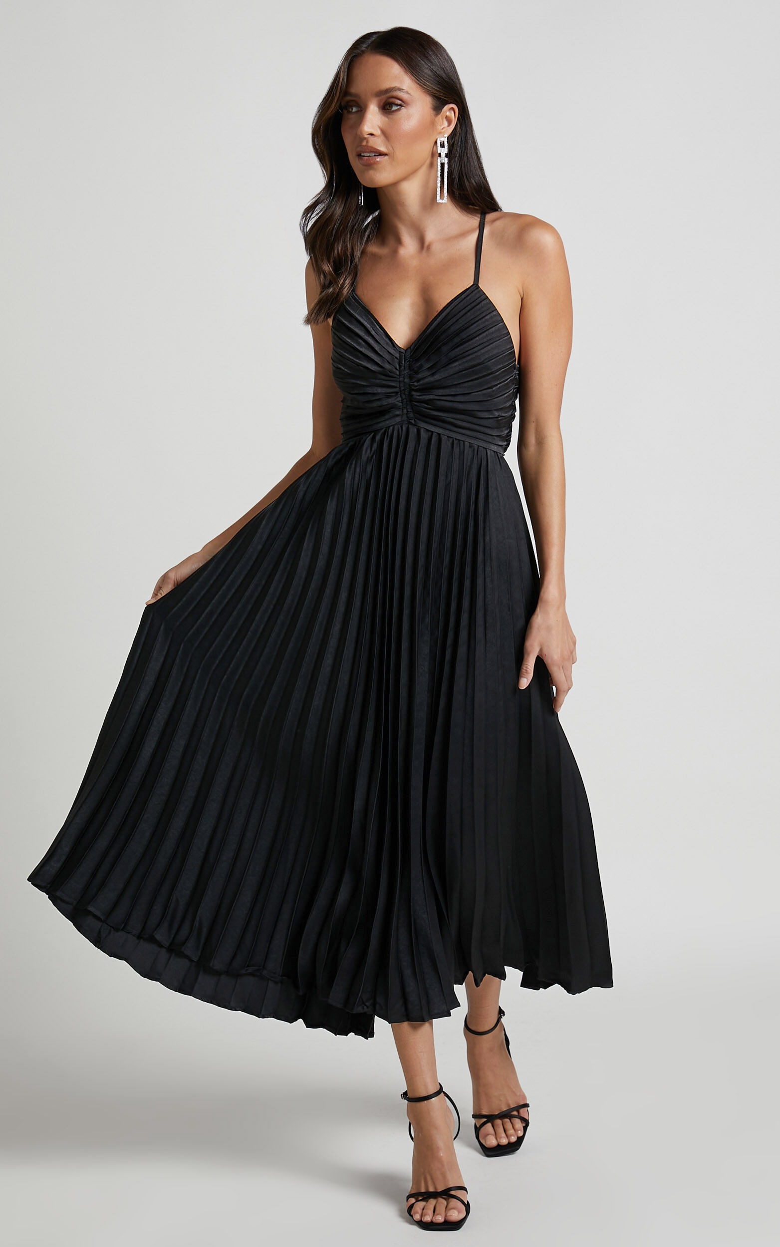 Zayla Midi Dress - Plisse Twist Front Dress in Black - 06, BLK1