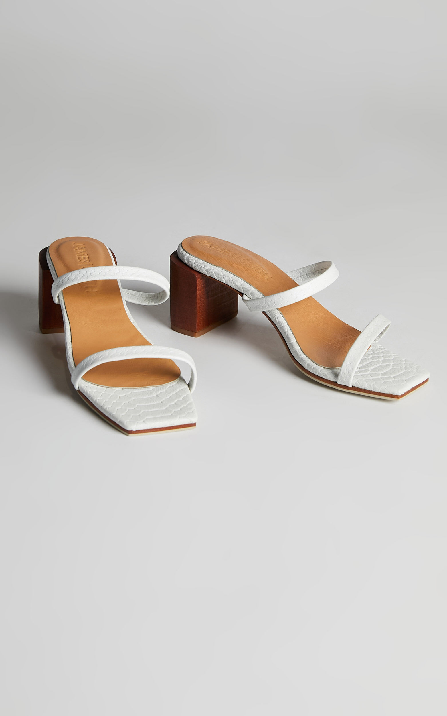 James smith sirenuse sandal shop