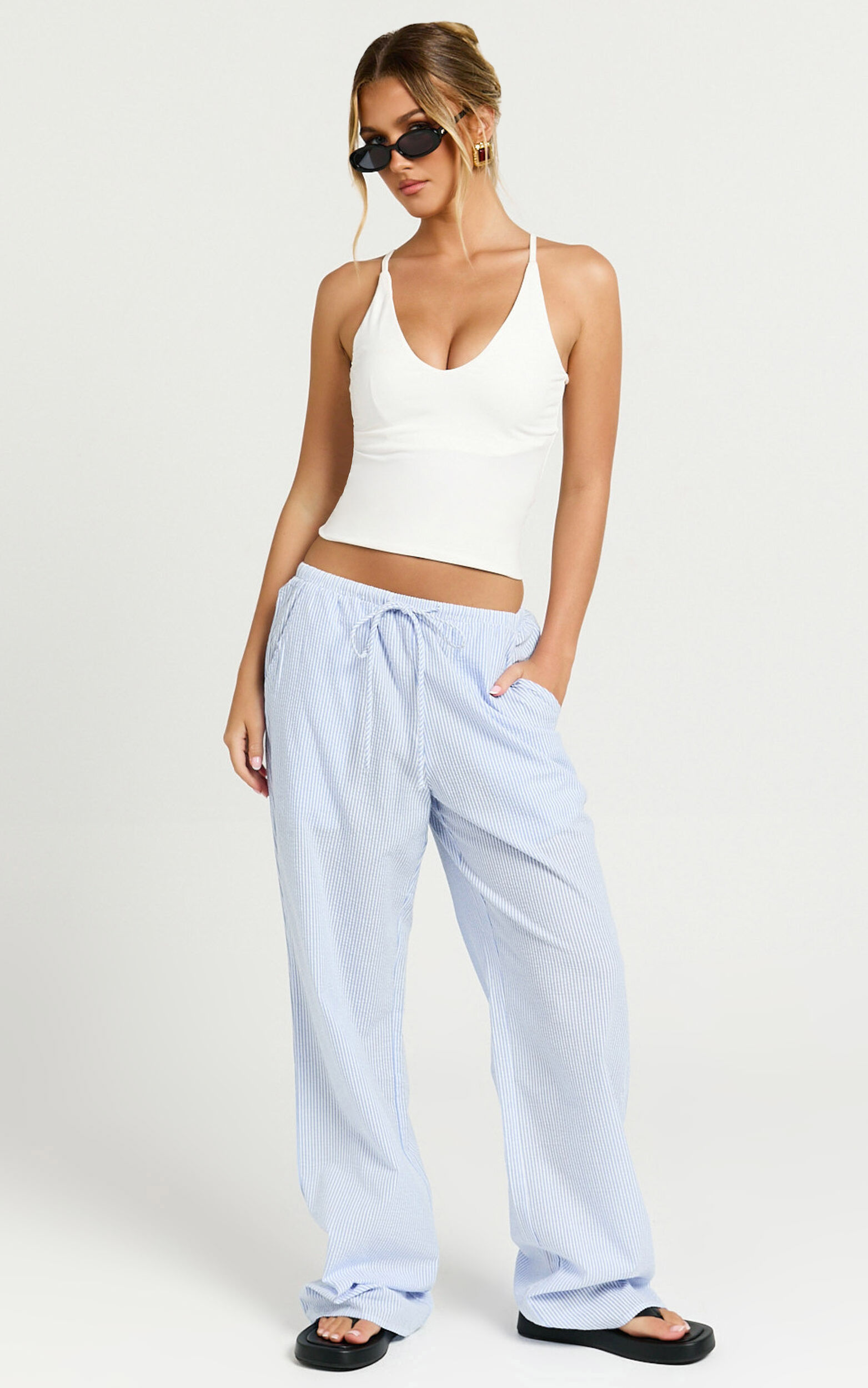 Harlo Pants - Mid Waisted Relaxed Leg Stripe Pants in Blue/ White - 06, BLU1