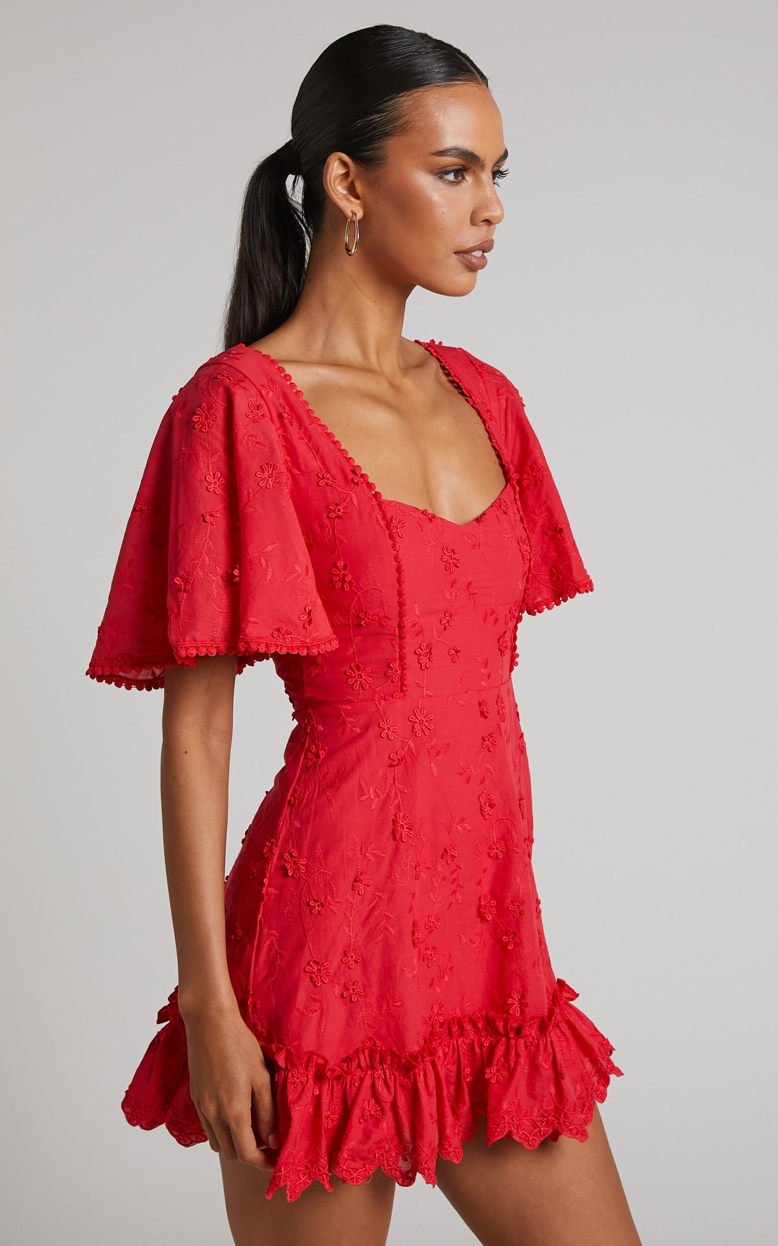Red flowy hot sale mini dress