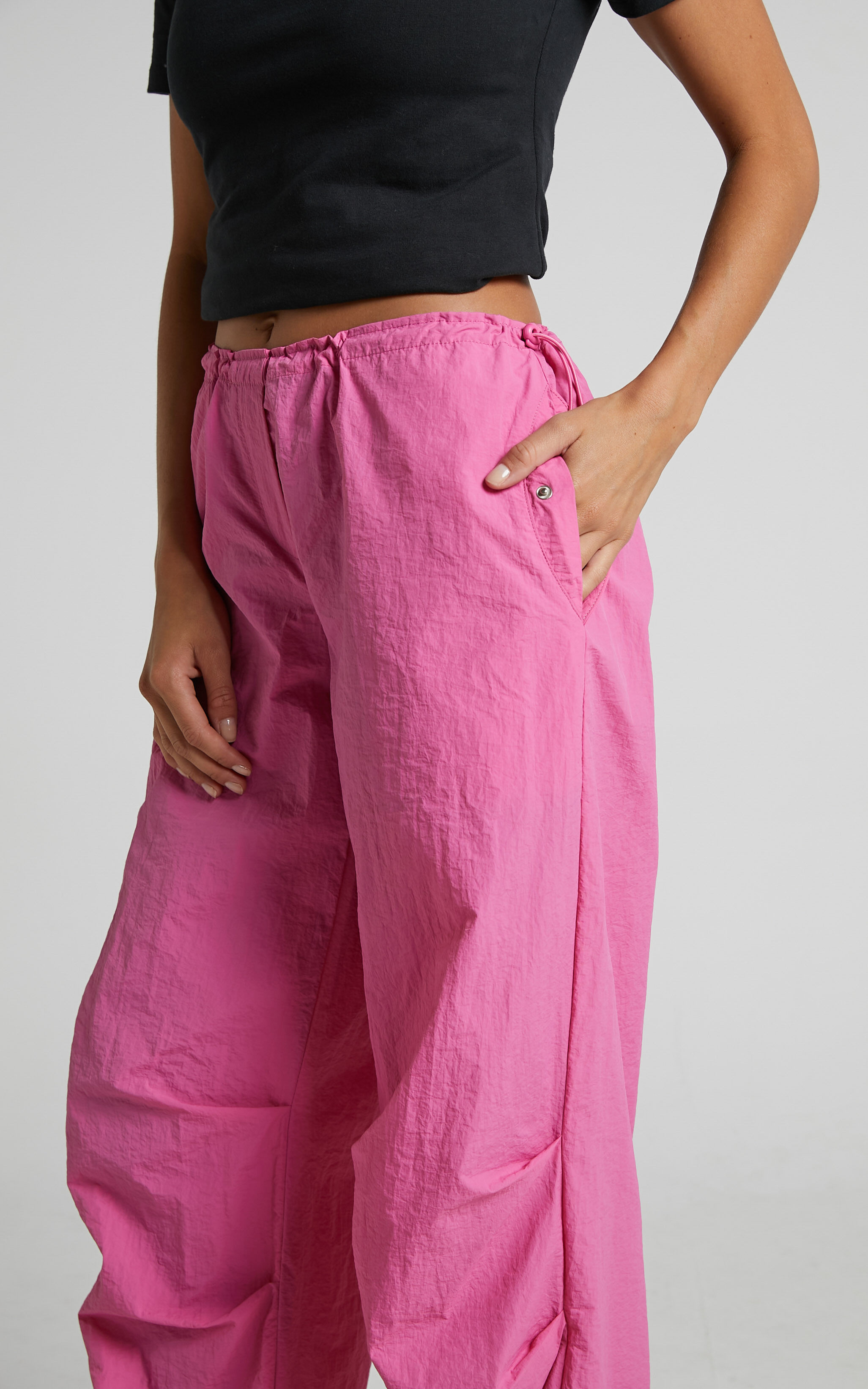 ★GLOWNY★SUMMER TIME PARACHUTE PANTS (STRAWBERRY BOW)★人気 Utility Pants - Low Rise Parachute Pants in Candy Pink