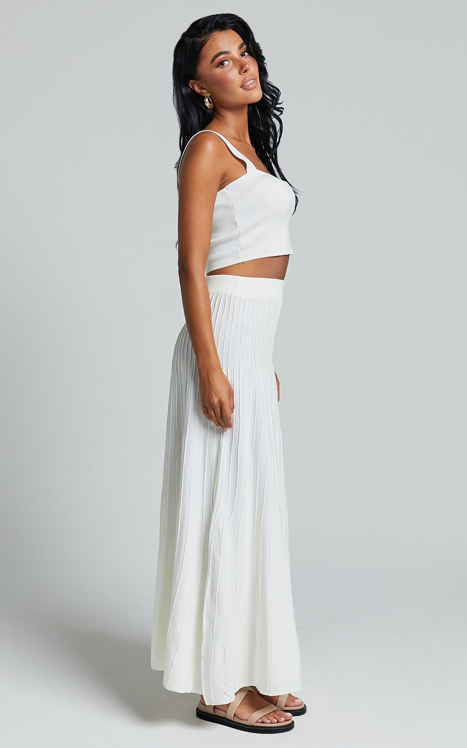 Off white two piece set deals