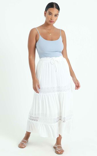 Twisted Sky Skirt in White