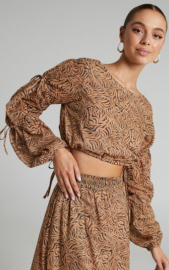 Charlie Holiday - Whitney blouse in Abstract Animal
