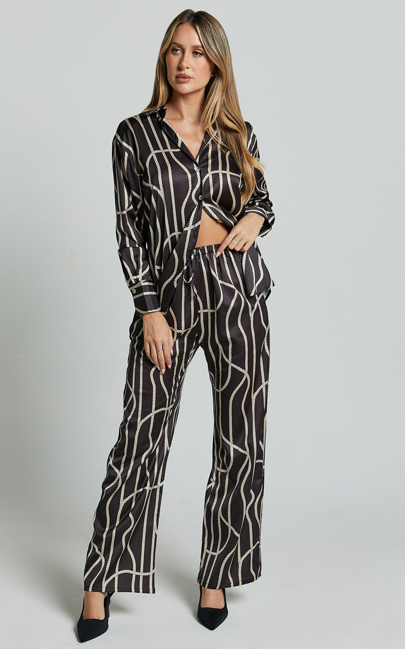 【SHALOM】24FW DOT STAR PANTS Eva Satin Pant | Marciano