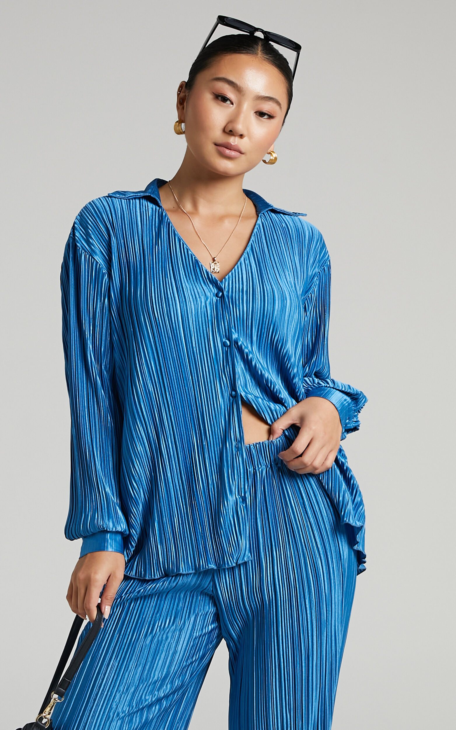 Beca Shirt - Plisse Button Up Shirt in Blue - 06, BLU3