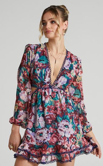 Karmella Side Cut Out Detailed Mini Dress in Amorous Floral