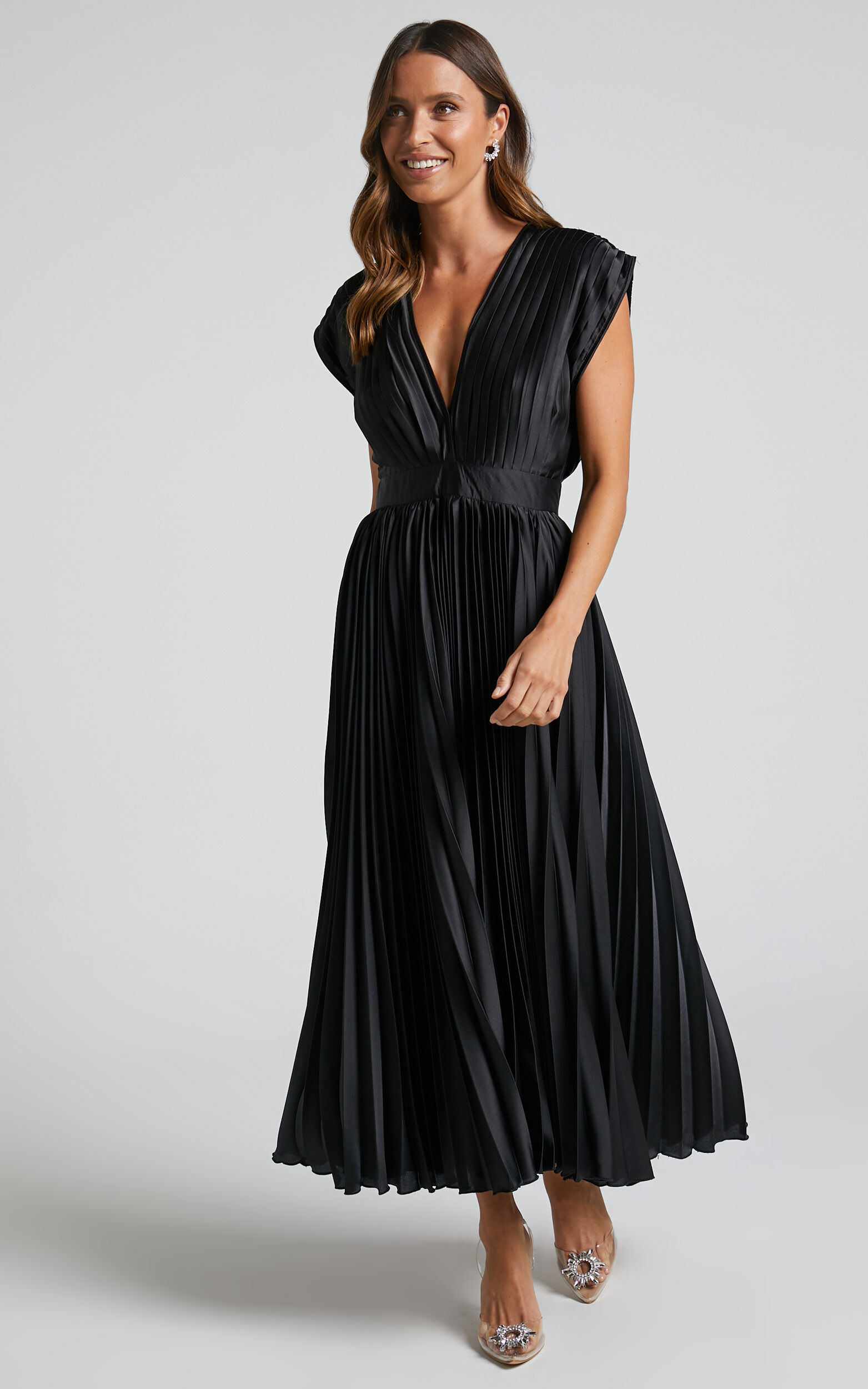 Pleated plunge top dress