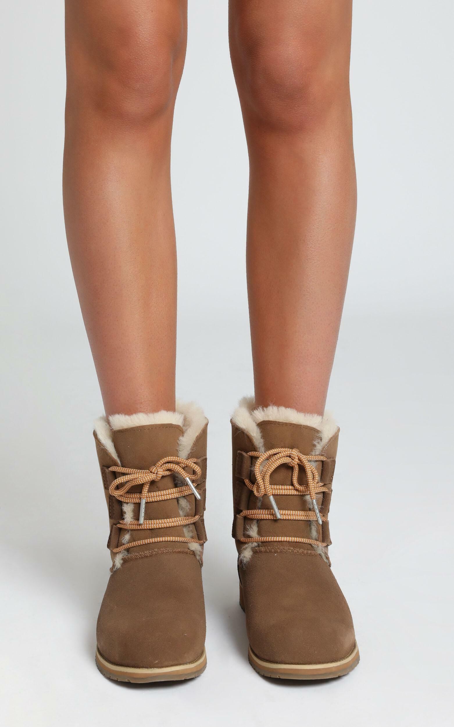 EMU Australia Illawong Boots in Chestnut