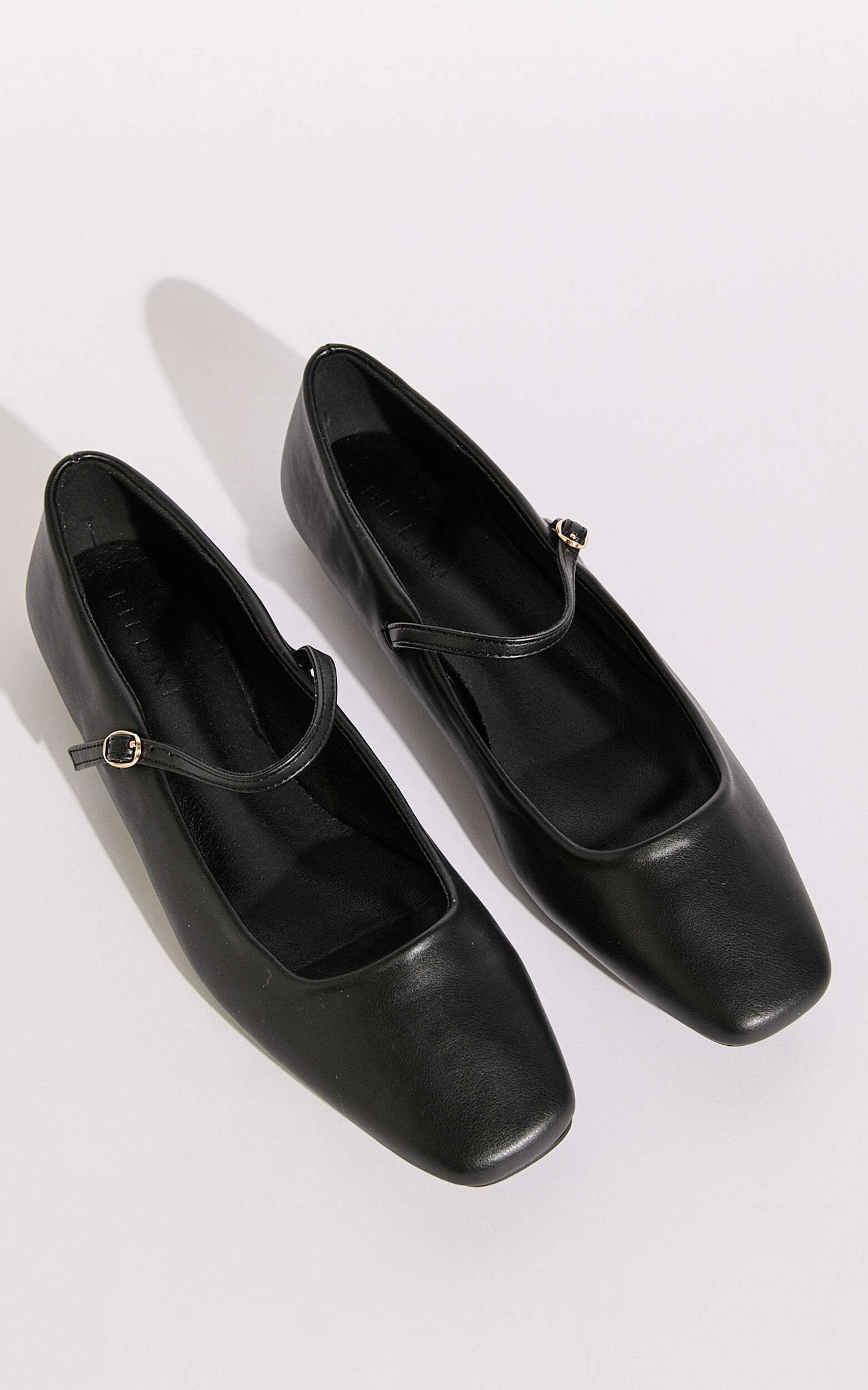 Billini flats hotsell