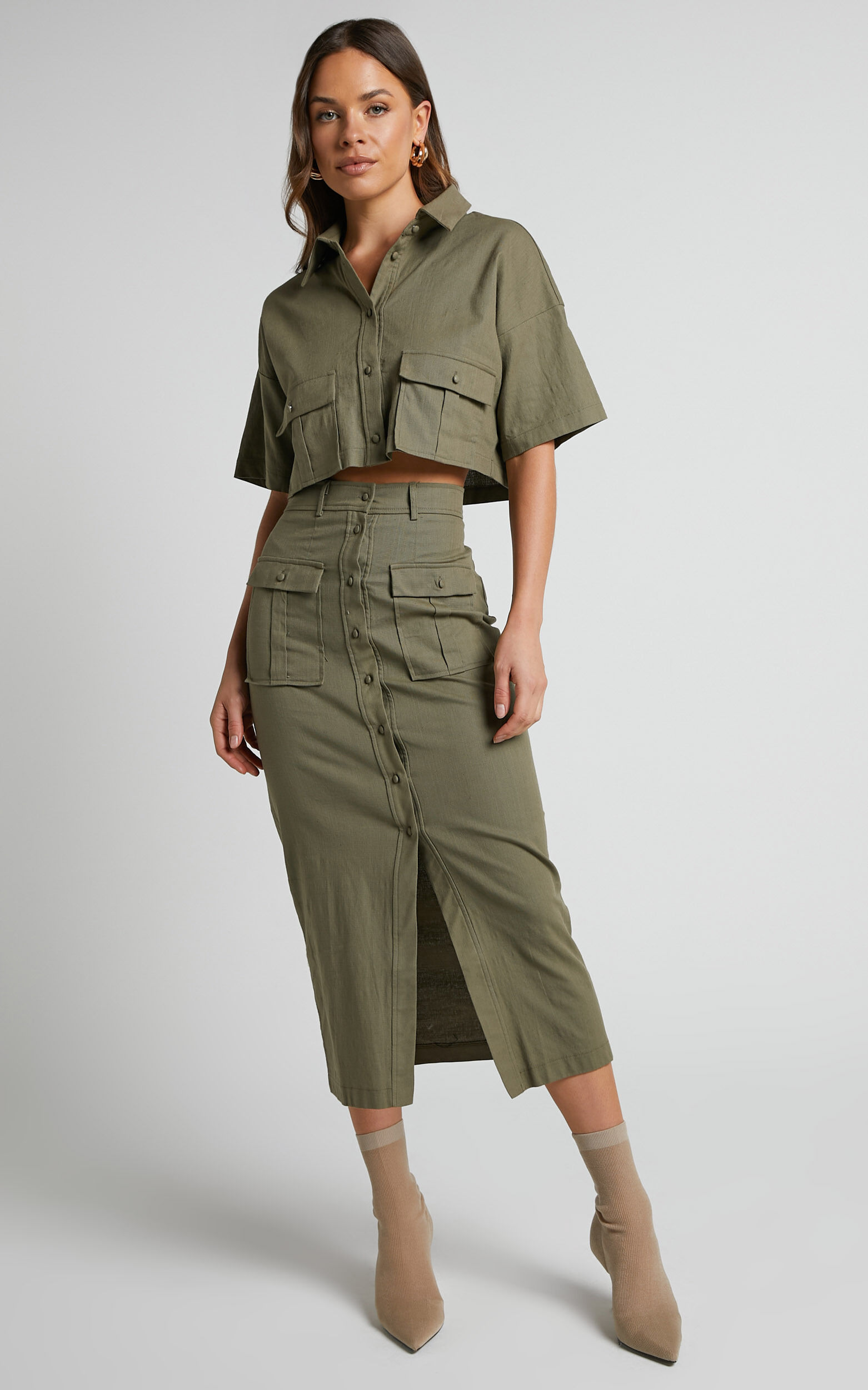Khaki skirt set 2025