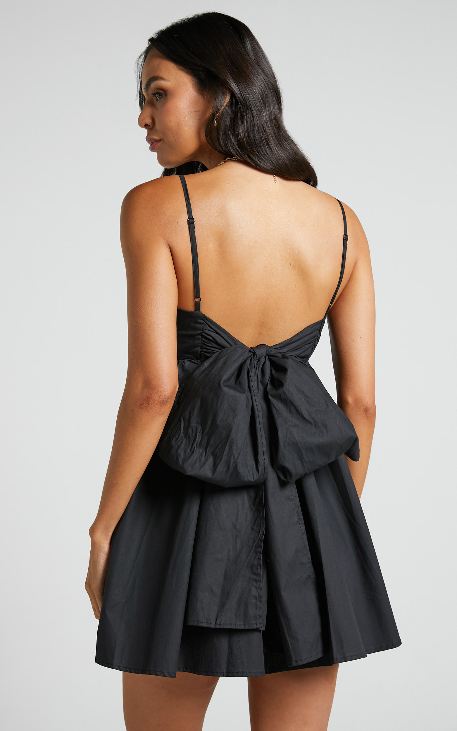 Dresses with bows on the back clearance