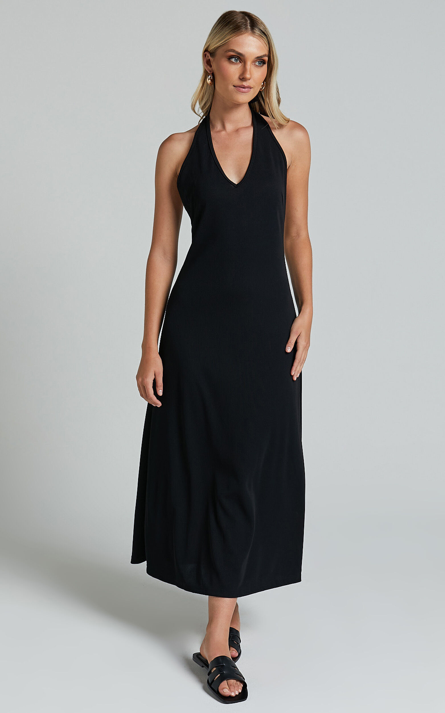 Halter maxi hot sale dress casual