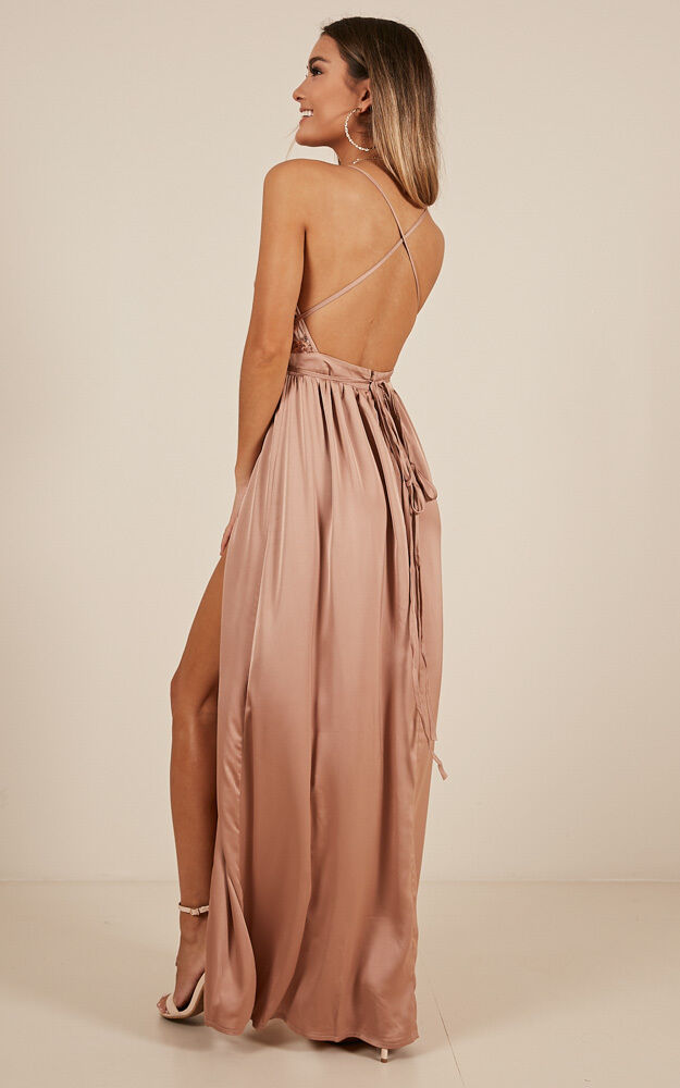 Fix you maxi best sale dress in beige