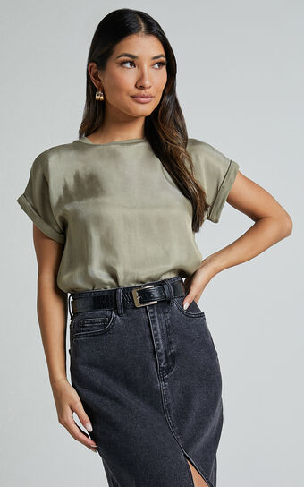 Tinaya Top - Raglan Shell Top in Olive