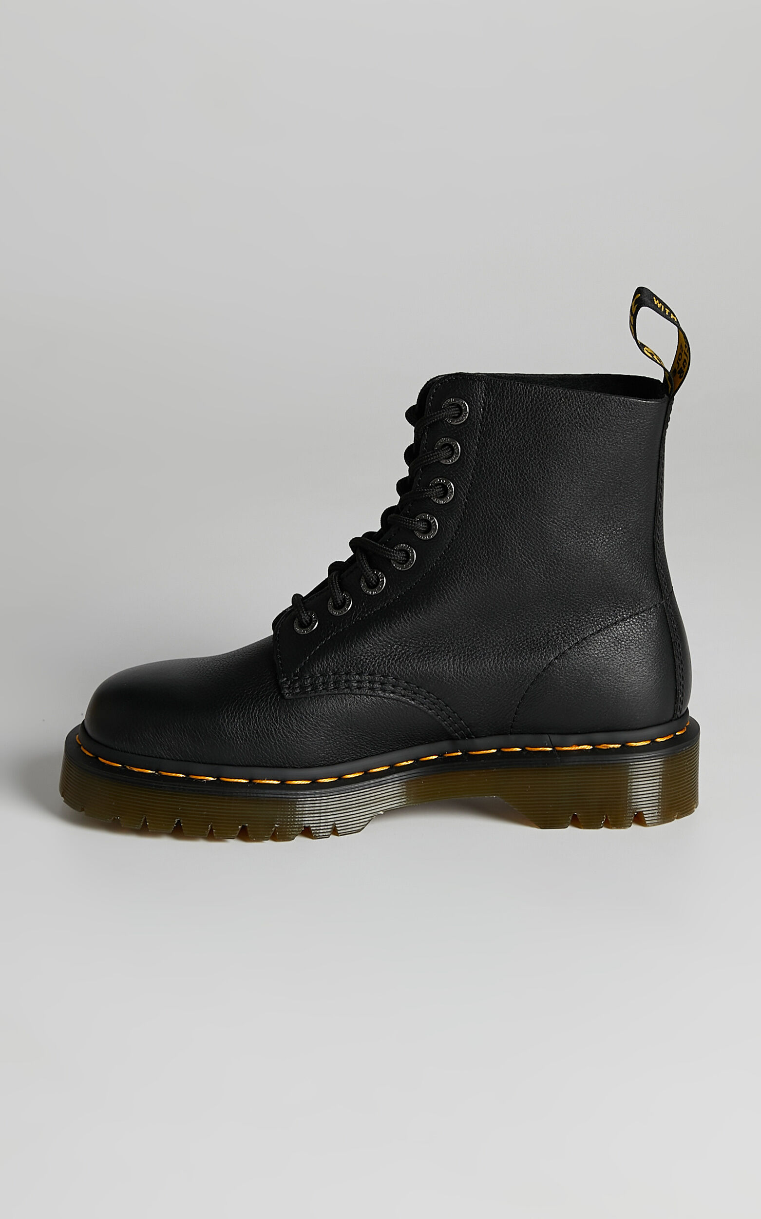 Dr martens pascal nz sales