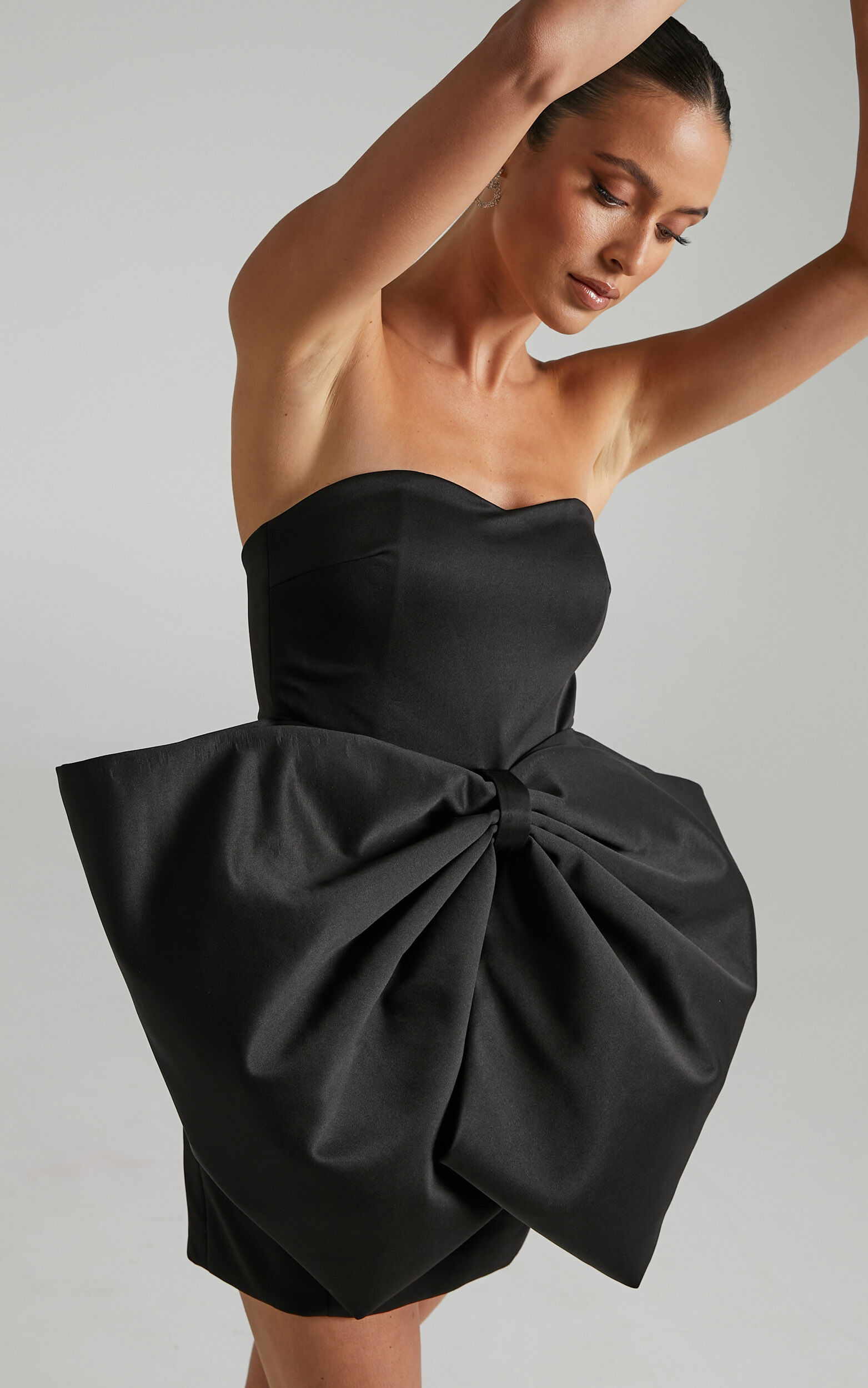 Black bow dress discount