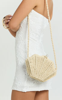 Aimee Bag - Shell Shaped Straw Clutch Bag in Neutral