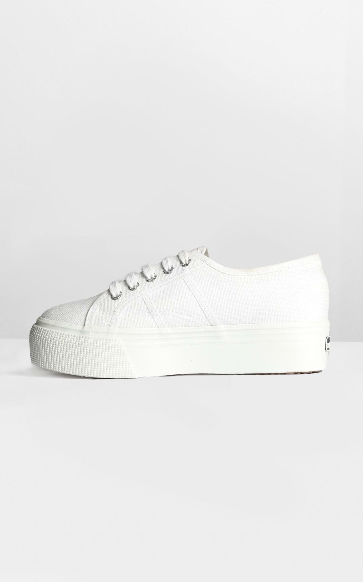 2790 ACOTW Linea Up And Down Platform Sneakers in White Canvas